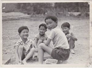 Some Japanese kids I met along the side of the mountain road where I was driving.